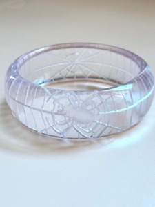 Brazaletes de Resina de Textura Suave, Brazaletes de Resina de Superficie Fina, Brazaletes de Resina con Acabado Sólido, Resina para Uso en Fábrica y Venta al por Mayor Personalizada - Product Image 4