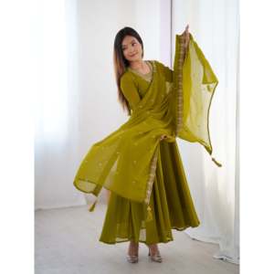 ชุดเดรส Anarkali สำหรับผู้หญิง สำหรับงานปาร์ตี้ พร้อมจี้และผ้าคลุมไหล่ - Product Image 5