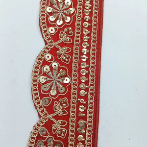 Vestido de Novia Romántico de Lujo, Ecológico, con Bordado Floral Rosa, Dorado y Rojo, Encaje Hecho a Mano, Borde Festoneado con Lentejuelas, Decorativo - Product Image 1