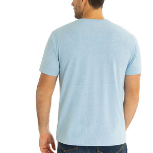 Camiseta Premium para Hombre con Tejido Suave y Comodidad Duradera para Uso Prolongado - Product Image 4