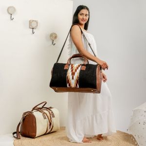 Premium Custom Designer Genuine <b>Leather</b> Gym Duffel <b>Bag</b> Cow Hide <b>Leather</b> High Quality Wholesale Travel Messenger <b>Bags</b> - Product Image 5