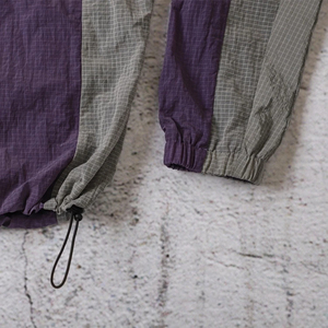 Ensemble de survêtement pour homme, couleur violette, avec blocs de couleur, à capuche, fermeture éclair, manches longues, short sportif, respirant, léger, en coton, taille élastique - Product Image 4