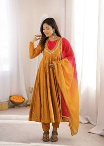 ชุดเดรส Anarkali สีส้มมัสตาร์ดสำหรับผู้หญิง ออกแบบโดยดีไซเนอร์ เหมาะสำหรับงานปาร์ตี้ ชุดพื้นเมืองพร้อมผ้าคลุมไหล่ สำหรับงานแต่งงาน งานเฉลิมฉลอง ชุดอินเดียแบบ Salwar Kameez - Product Image 2