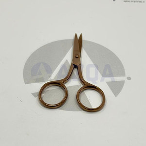 Tijeras de Bordado de Acero Inoxidable con Hoja Curva para Diestros, con Borde Dentado para Cortar Hilo de Coser y Proyectos de Bricolaje - Product Image 6