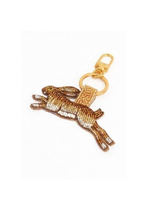 Llavero de tela de lujo con mariposa bordada y adornada con cuentas, dije para bolso con diseño de insecto, cristales y perlas, ajustable y multiusos - Product Image 2