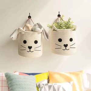 Panier suspendu en macramé blanc avec motif visage de chat, avec poignée, lot de 2, pour rangement de chambre d'enfant, décoration de crèche et organiseur mural mignon - Product Image 3