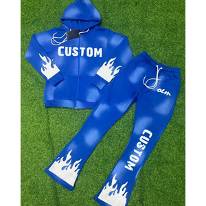 Conjunto de chándal azul personalizado con capucha, estampado de llamas y cierre de cremallera, estilo streetwear para adultos unisex, ropa de otoño. - Product Image 1