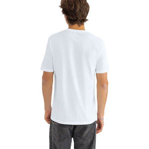 Camiseta de estilo moderno, color sólido, corte regular para mujer, ideal para festivales, de Next Level Apparel, 65% poliéster, 35% algodón peinado. - Product Image 5