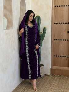 Ensemble de robe modeste en velours violet avec broderie, col en V, manches longues, longueur cheville, tenue de soirée formelle pour femmes - Product Image 4
