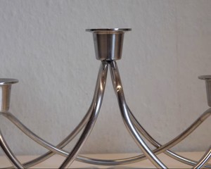 Candelabro de Acero Inoxidable de 5 Brazos, Portavelas Moderno de Metal, Elegante Centro de Mesa para Comedor, Bodas y Hogar - Product Image 4
