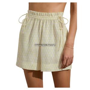 Shorts de week-end en coton imprimé à la main avec cordon de serrage pour femme – Tenue décontractée d'été – Shorts de plage en coton imprimé à la main avec cordon de serrage - Product Image 3
