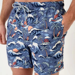 Short de bain imprimé bleu marine pour hommes, avec palmiers et voiliers, séchage rapide, short de plage décontracté, taille avec cordon de serrage - Product Image 1