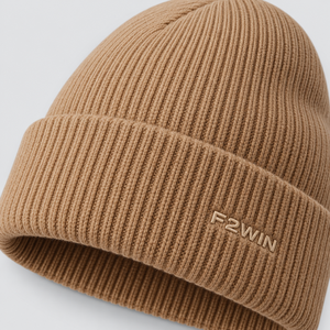 Gorro de punto F2WIN verde y negro con parche aplicado, gorro de punto con bloques de color, gorro con parche aplicado, verde y negro - Product Image 6