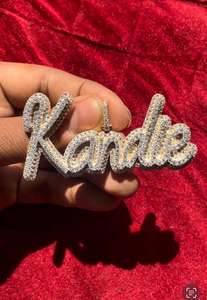 Colgante de letra con nombre personalizado, estilo Hip Hop, con letras de burbuja, de Plata de ley 925 chapada en oro, con Moissanita y dijes de garra - Product Image 4