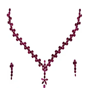 Rubí Natural de Mozambique, Corte Ovalado, 23 Quilates, Color Rojo Rosado con Efecto de Juego de Color, para Joyería o Coleccionistas - Product Image 3