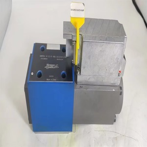Válvula Direccional Proporcional Electrohidráulica 4WRPEH10C3B100P-L2X/G24K31/A1, Serie 4WRPEH6 4WRPEH10 - Product Image 3