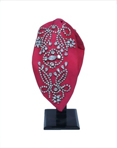 Serre-tête brodé jaune fraise fait main, accessoire capillaire floral mignon style Cottagecore, idéal pour festivals et événements en plein air - Product Image 4