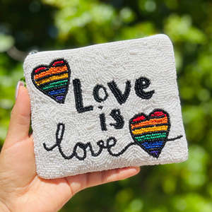 Monedero Personalizado con Cuentas, Bordado 'Love Is Love' Corazón Arcoíris Orgullo, con Cremallera, Unisex, Rectangular, Multicolor, Tamaño Personalizado, Moderno, para Fiesta - Product Image 1