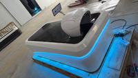 Lit de massage multifonctionnel thermique et aquatique pour usage domestique et professionnel en salon, idéal pour hôtels et salons.