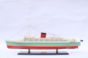 Modèle de paquebot en bois RMS Caronia fait main - Réplique historique à l'échelle du navire de croisière Cunard pour la décoration de la maison ou du bureau - Product Image 3