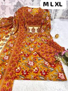 Colección de Kurti-Pantalón-Dupatta de Algodón Pesado con Estampado y Bordado de Calidad de Exportación India, Moda Femenina, Compra en Línea en India - Product Image 2
