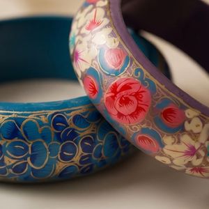 Ensemble de bracelets en papier mâché kashmiri faits à la main, motif floral ivoire, motif ethnique traditionnel, bijoux indiens fabriqués en Inde, export en gros - Product Image 5