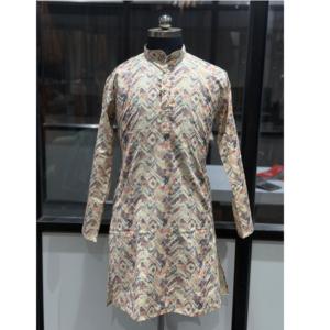 Kurta moderne à imprimé numérique et broderie de sequins lourds, très demandée, pour hommes, idéale pour les tenues de fiançailles, pour la vente en gros - Product Image 1