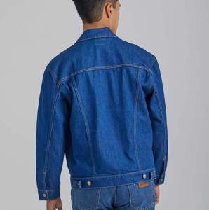 Camisa de Algodón Azul para Hombre, Estilo Casual, Cuello Clásico, Corte Regular, Cierre de Botón, Color Sólido, para Primavera - Product Image 4
