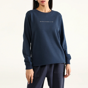 Nouveau design tendance, sweat-shirt à capuche pour femme, produit de haute qualité, service OEM, pull-over décontracté pour l'extérieur, sweat-shirt avec logo personnalisé - Product Image 2