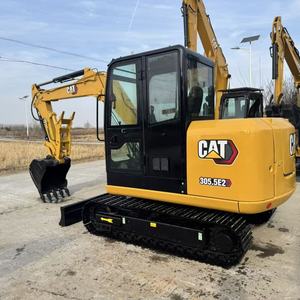 Mini-excavatrice CAT d'occasion de 1,8 tonne, excavatrice sur chenilles hydraulique, performances durables, faible nombre d'heures de travail, prête pour les chantiers de construction - Product Image 4