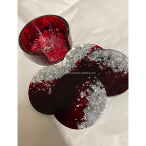 Sous-verres en résine époxy écologiques durables faits à la main Élégants sous-verres scintillants pour boissons Décoration de table moderne et élégante Artistique - Product Image 2