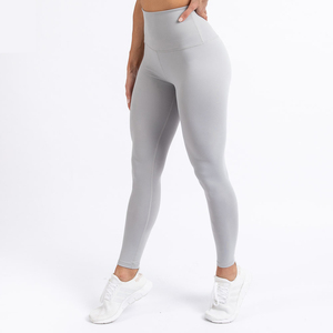 Conjunto Deportivo de Dos Piezas para Mujer, Ropa Deportiva Premium para Gimnasio, Yoga, Fitness, Elástica, Transpirable, con Logotipo Personalizado, OEM, Venta al Por Mayor - Product Image 2