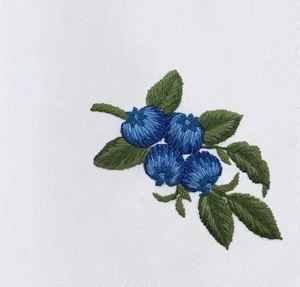 Servilleta de Algodón Clásica Cuadrada Bordada con Diseño de Arándanos, Lavado a la Piedra, con Dobladillo, Tamaños Completos, Lavable a Máquina, Duradera, Venta al por Mayor Personalizada - Product Image 2