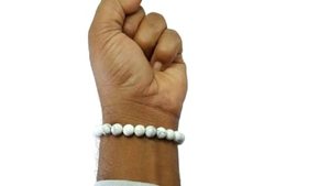 Pulsera de cristal Howlite con cuentas redondas de 8 mm, piedra de cristal, joyería de moda para hombres y mujeres, regalo energético - Product Image 5