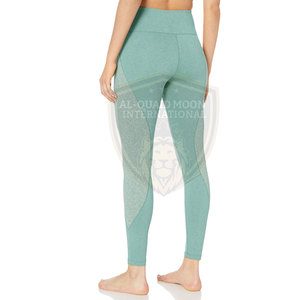 Leggings de yoga pour femmes, couleur unie, fabriqués au Pakistan, taille élastique, séchage rapide, respirants - Product Image 3
