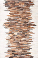 Tapis en cuir de vache brun et blanc, décoration rustique en patchwork, tapis en cuir de vache à rayures en patchwork, brun au centre et blanc sur les côtés