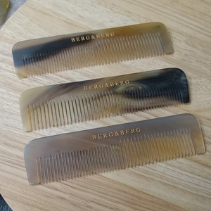 Peigne à dents larges en corne de buffle artisanal, antistatique, naturel, fait main, outil de démêlage pour cheveux bouclés, épais, longs et soin de la barbe - Product Image 4