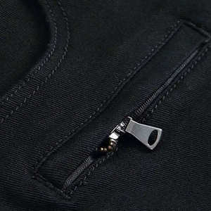 Shorts en jean pour homme, délavage foncé, poches zippées et ourlet déchiré, style décontracté, taille mi-haute, 100% coton respirant - Product Image 4