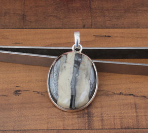 Collar con Colgante de Jaspe Único, Plata 925 con Baño de Platino, Estilo Vintage, Joyería Natural, Amuleto Geométrico con Piedras Preciosas - Product Image 3