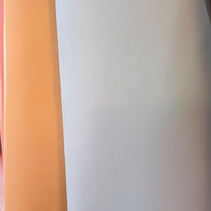 Cuero Sintético Vegano Premium de Primera Calidad, Material Liso para Bolsos de Lujo, Cinturones, Fabricación de Zapatos, Proyectos de Arte en Cuero DIY - Product Image 1