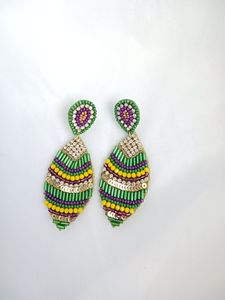 Pendientes hechos a mano con cuentas de semillas indias multicolor, joyería de diseño bohemio a mejor precio. - Product Image 4