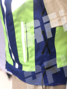 Gilet de sécurité réfléchissant personnalisé haute visibilité ANSI Classe 2 avec logo, 100 % polyester respirant et imperméable, bandes jaunes et bleues, patchs - Product Image 5