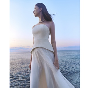 Blouses élégantes pour femmes à faible MOQ, style corset peplum sans manches, en lin premium, ODM, du Vietnam - Product Image 4