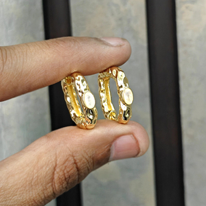 High quality oval cut labradorite rainbow moonstone onyx gemstone hoop earrings 18k gold plate irregular metal <b>clip</b>-on hoops - Product Image 3