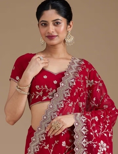 Sari en georgette KV pour femme avec broderie Zari (dorée) et chemisier non cousu - Product Image 5