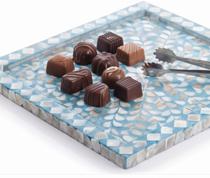 Plateau de service en chocolat bleu à motif géométrique de qualité supérieure avec couvercle transparent, design élégant pour usage résidentiel, sans danger pour les aliments - Product Image 5
