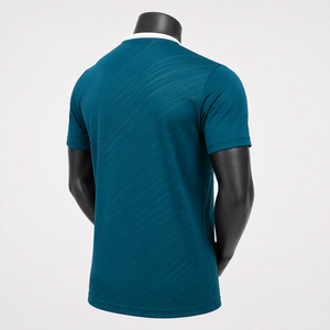 เสื้อเทนนิสพรีเมียม ผลิตจากผ้าที่เบาสบาย ระบายอากาศได้ดี สวมใส่สบาย แห้งเร็ว ประสิทธิภาพสูง และเคลื่อนไหวได้อย่างยืดหยุ่น - Product Image 2