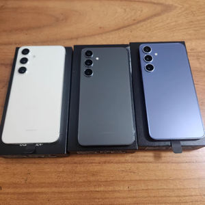 Teléfono Inteligente 5G Desbloqueado de 6.7 Pulgadas S24+ con CPU Octa Core, LTE/CDMA, Android 14, Cámara de 200MP, Pantalla LCD de 120Hz, Carga Rápida - Product Image 5