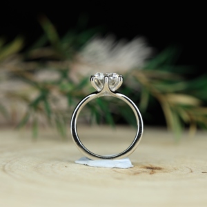 Lady's Fashion 925 Sterling Silver Gold Plated Prong Setting Moissanite 1ct 2ct Engagement Ring - Product Image 6