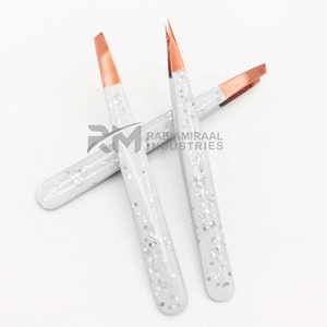 RMI Trending Plasma Rose Gold Tips Private Label White Eyebrow Tweezers Sustainable Stainless Steel And Glitter Coated Color - Product Image 6